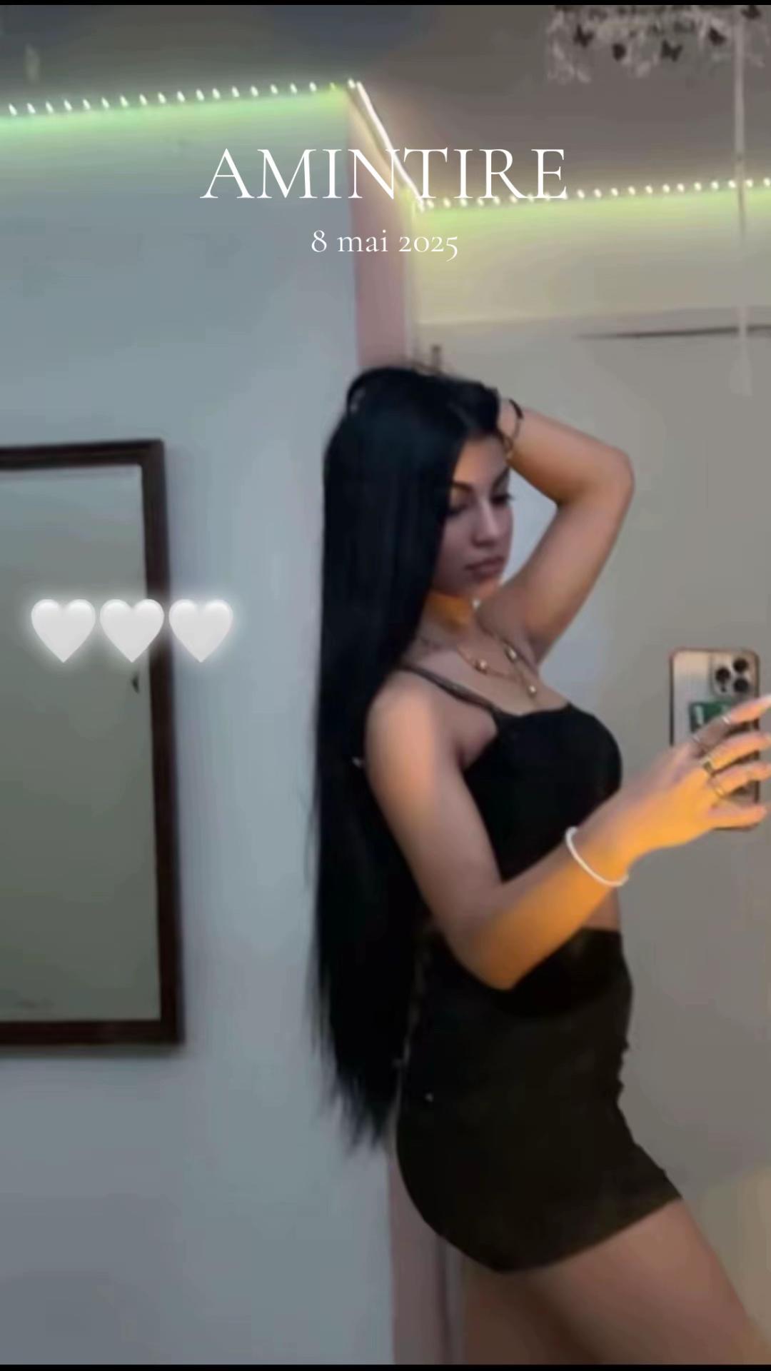 @𝓬𝓻𝓲𝓼𝓽𝓲𝓷𝓪🎀