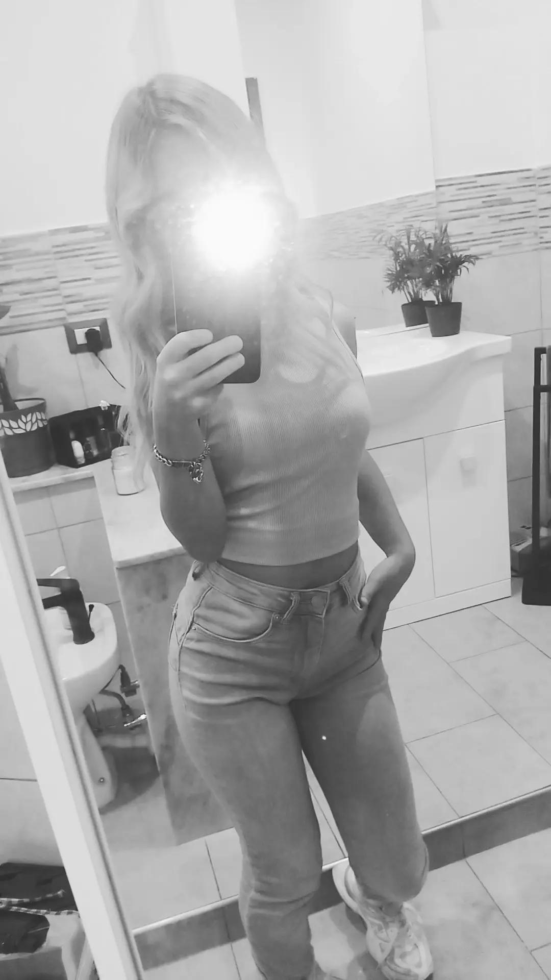 @👸🏼