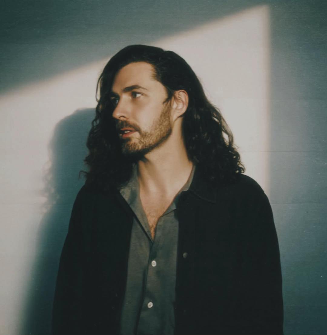 @Hozier Updates 🍂