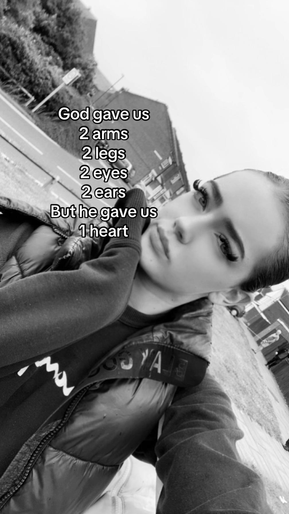 @Demi-Louise✝️⚜️