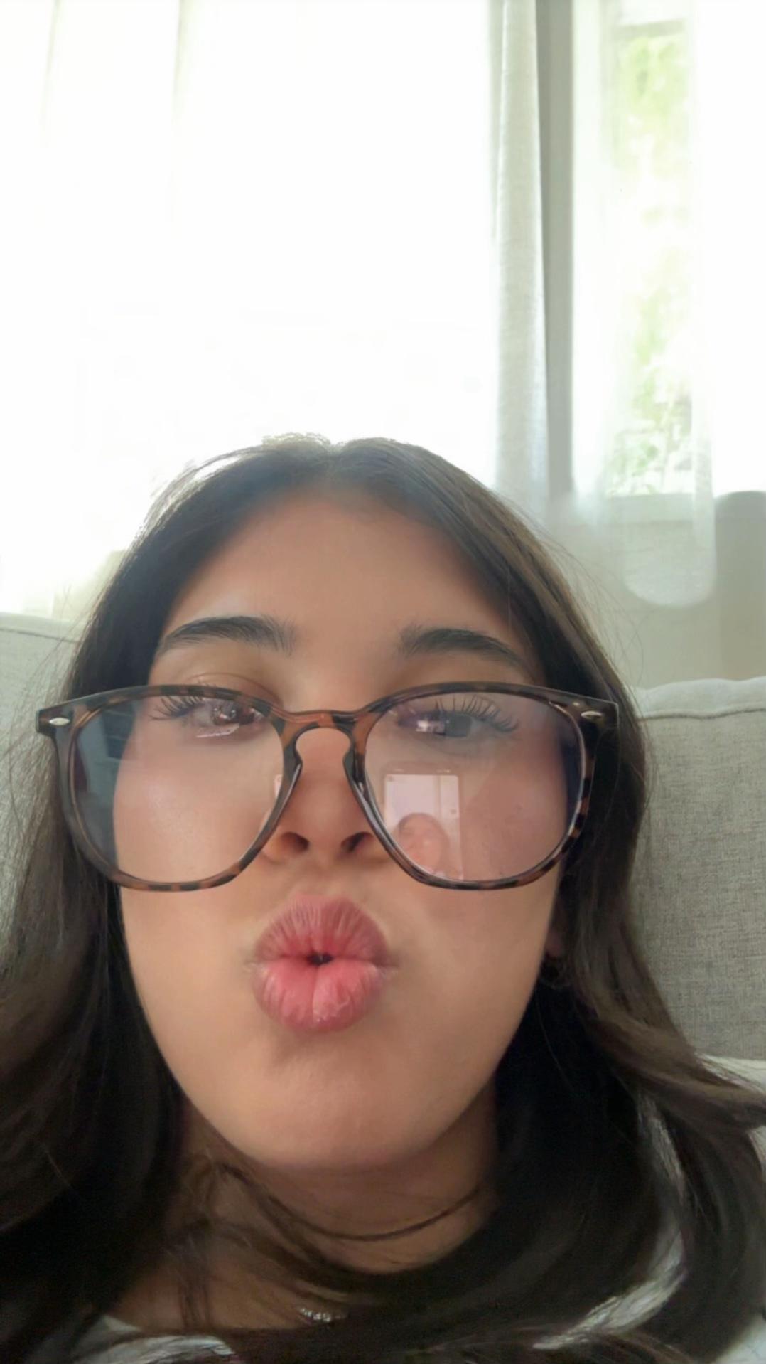 @clauudiaaa