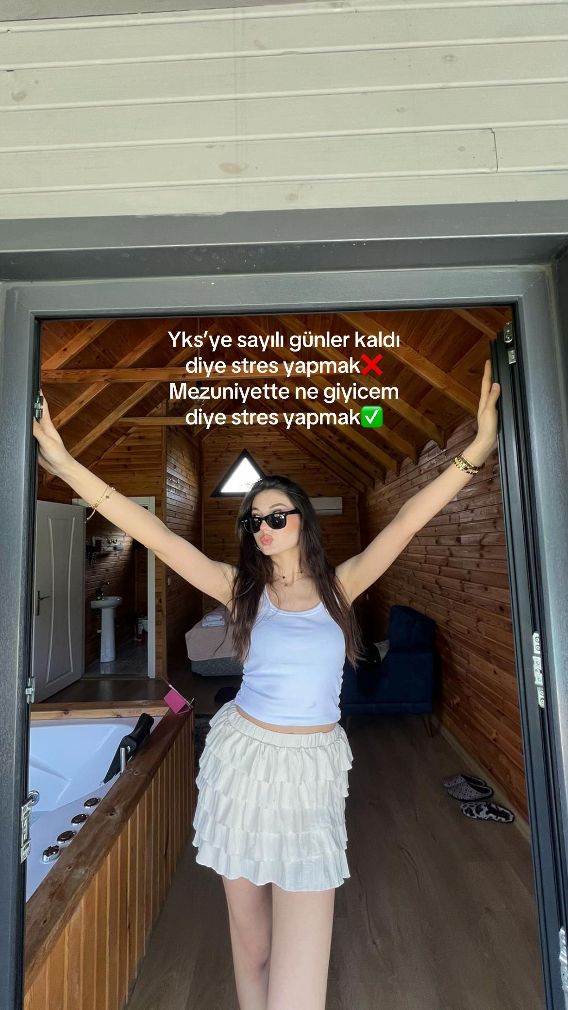 @ekrin🪼