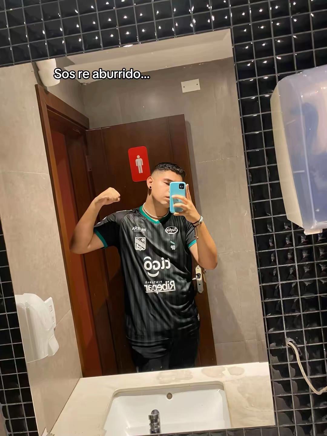 @Huguito💚