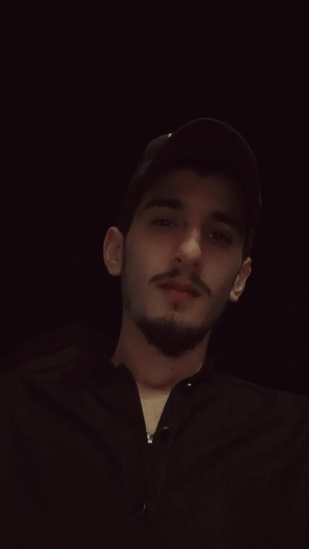 @𝙈𝙄𝘼𝙉 𝙁𝘼𝙕𝙕𝙄💸