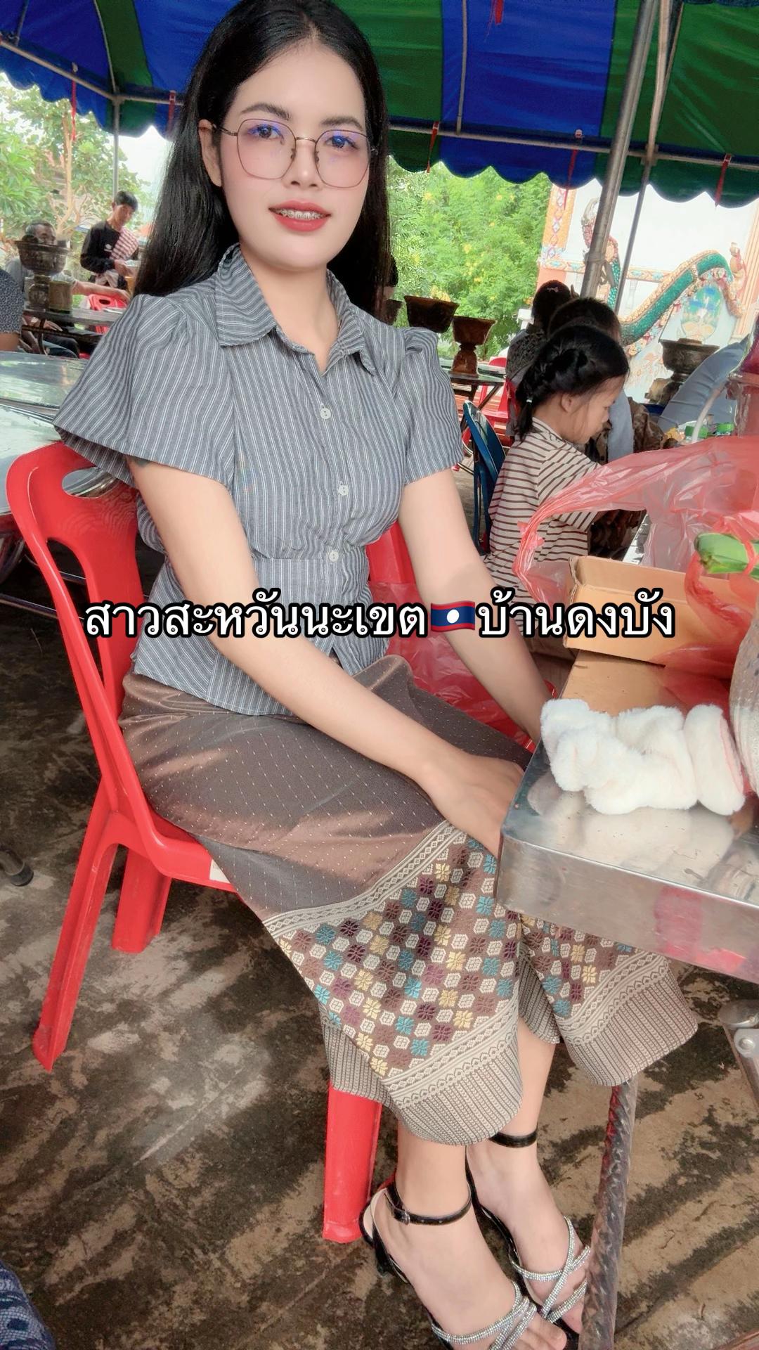 @ນ້ອຍ小小
