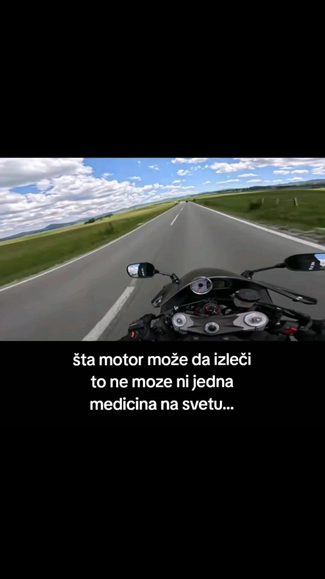 @crnogorka