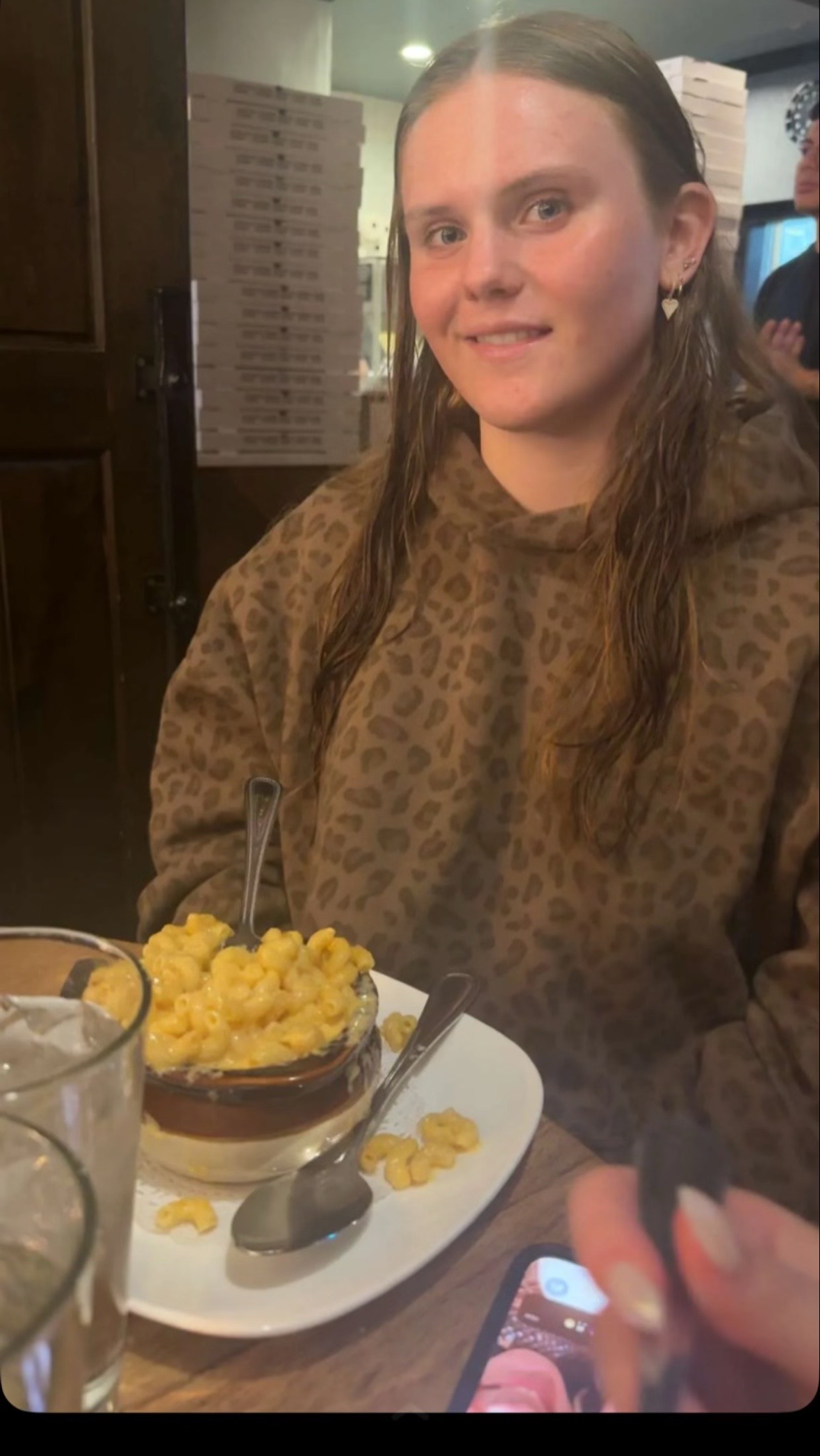 @Hi