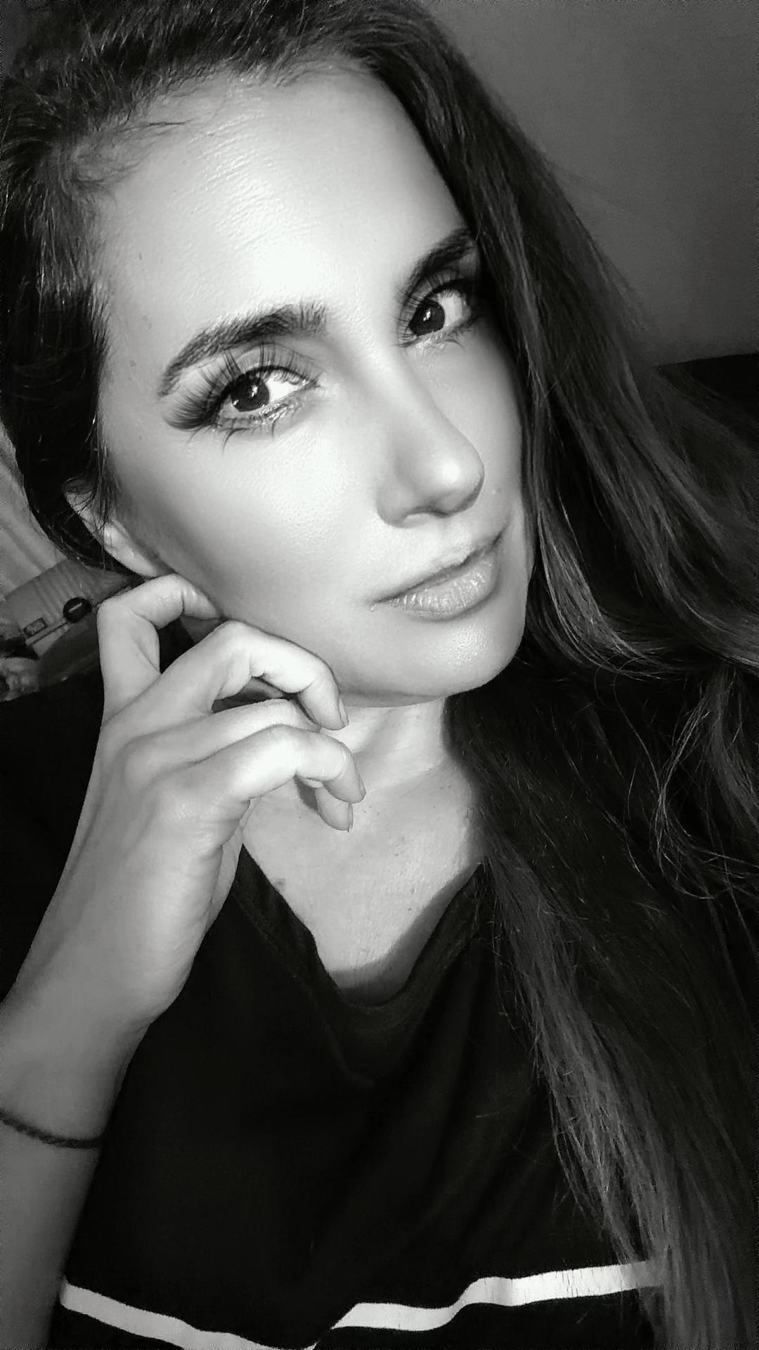 @Alejandra Victoria L T