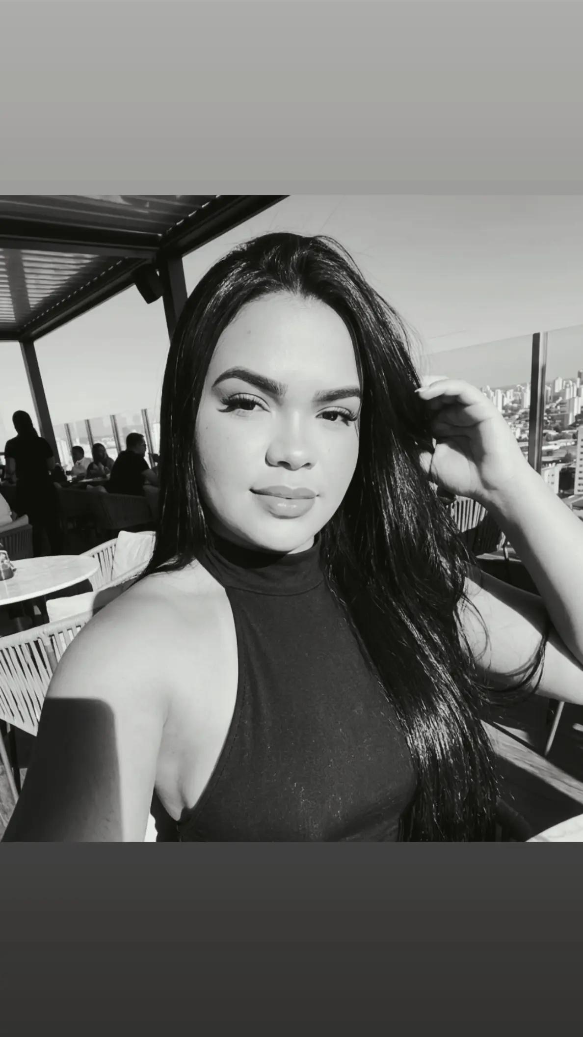 @nayrza
