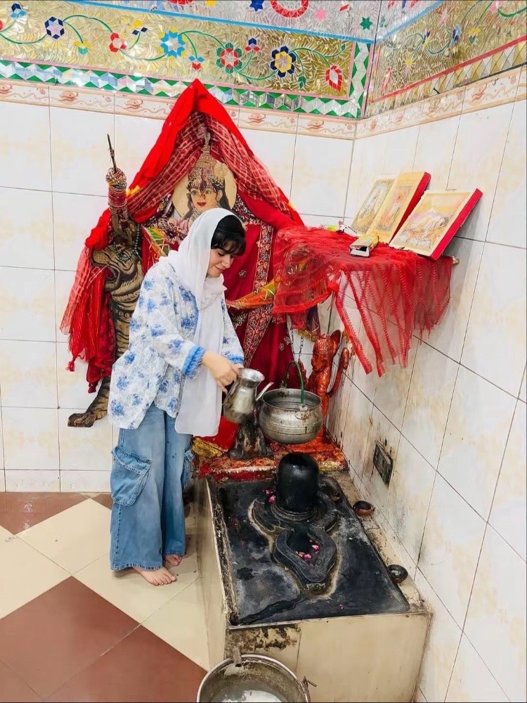 @انعم