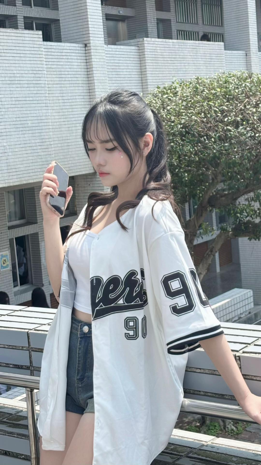 @王宣