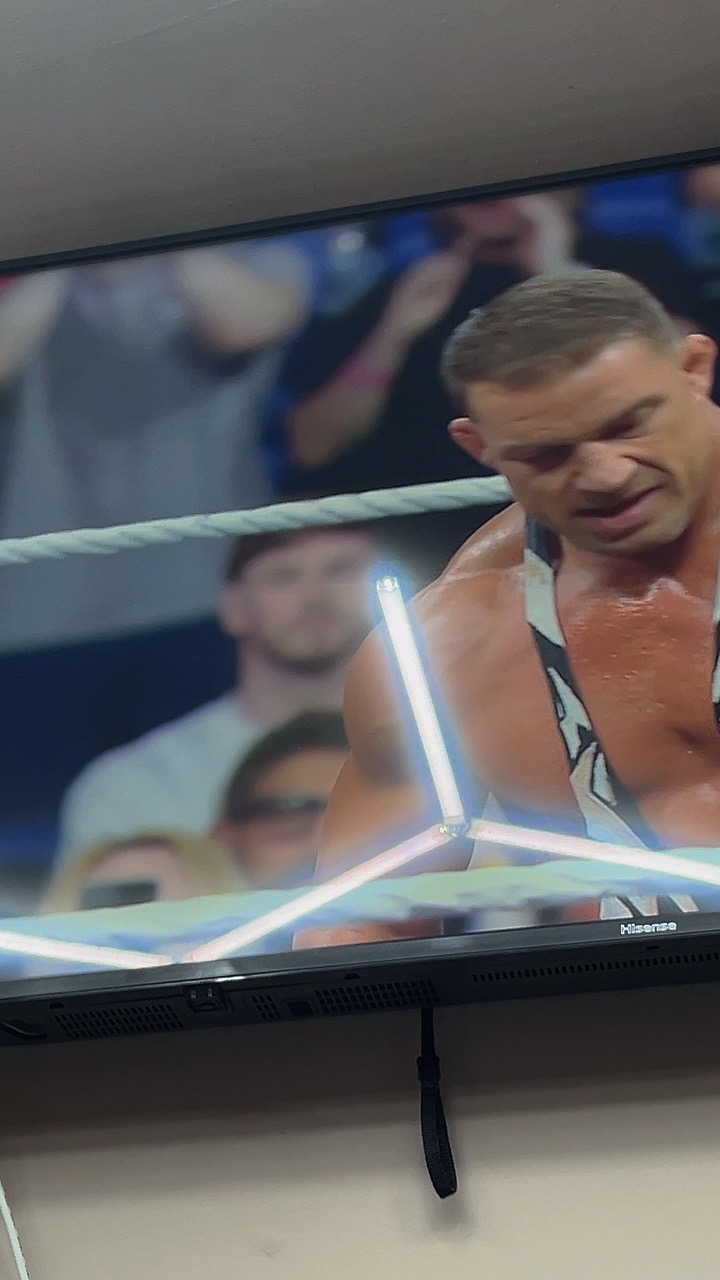 @Cody Rhodes fan