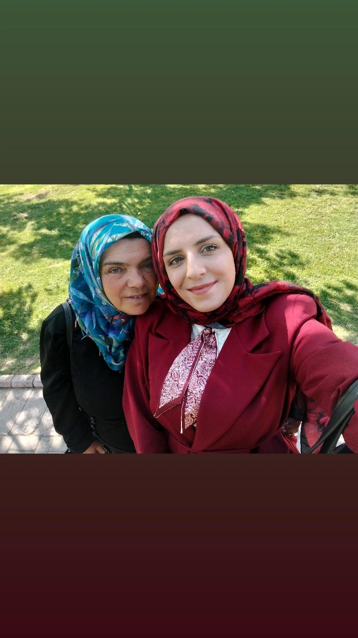 @Dyt_&ouml;zlem