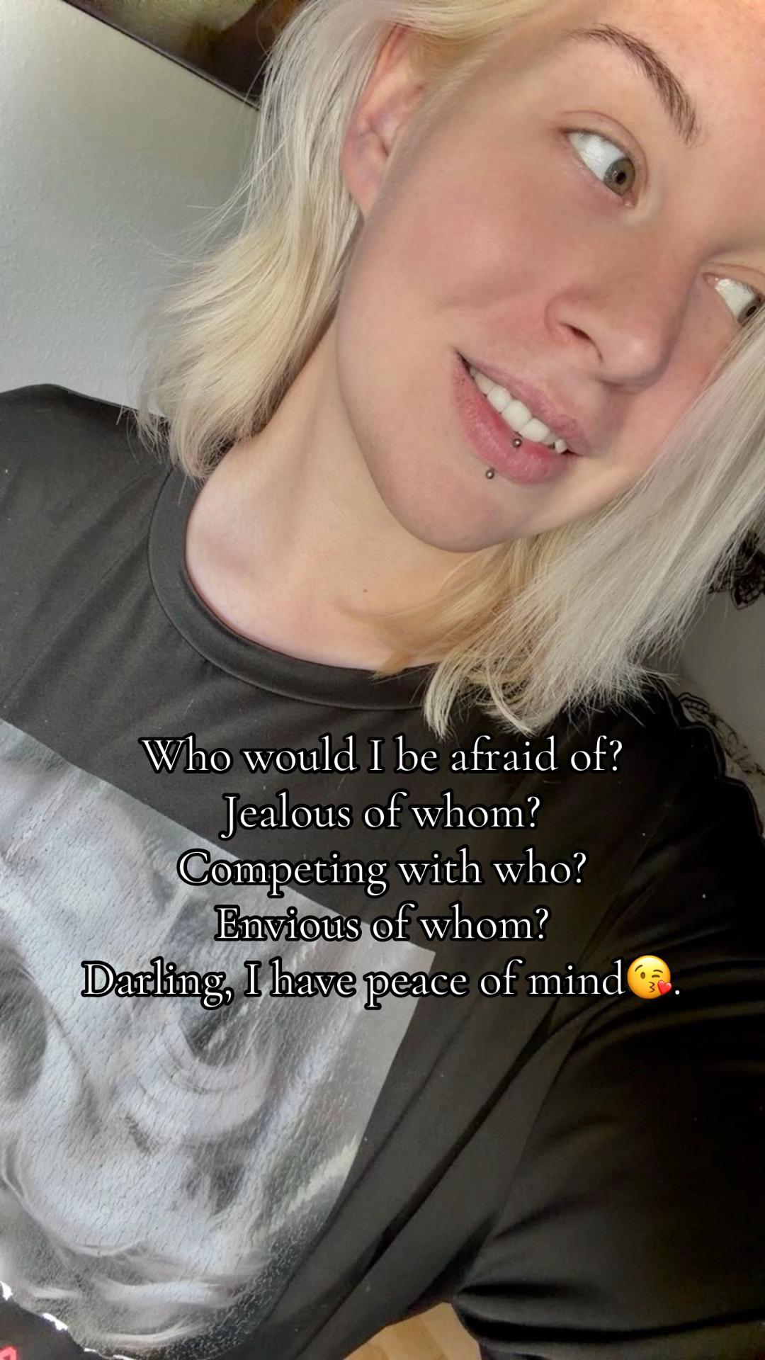 @•𝓜🤍