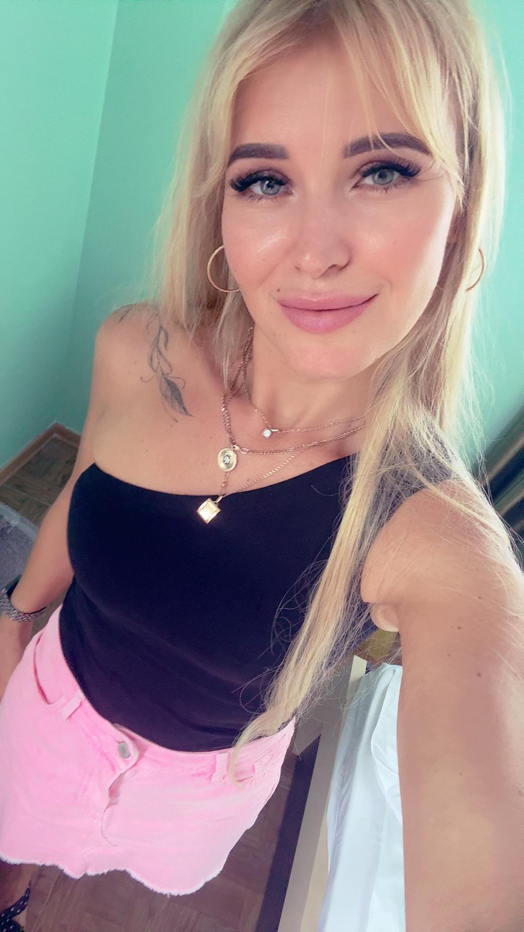 @Катюша🦂