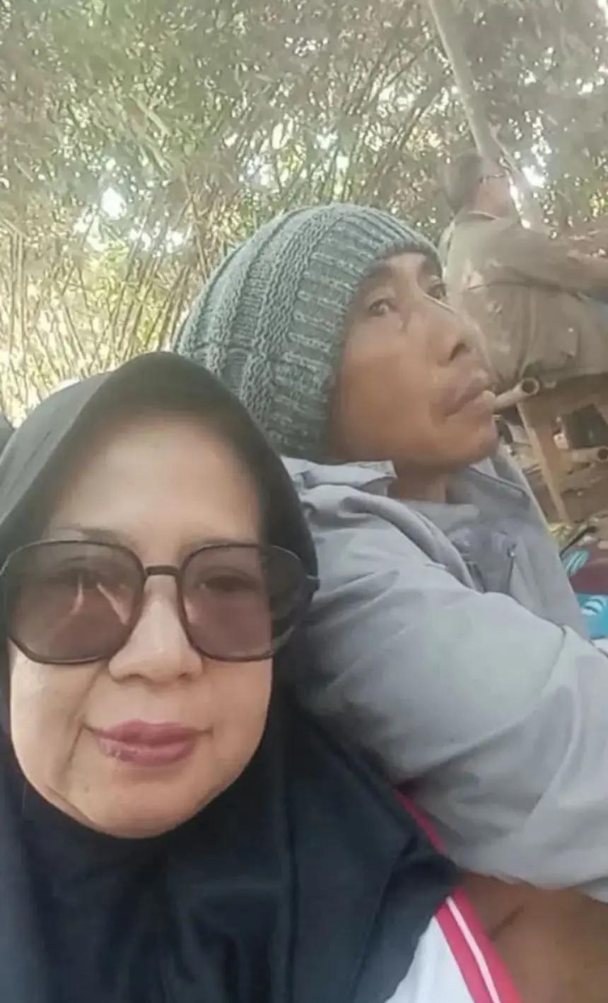 @ratna sari dewi