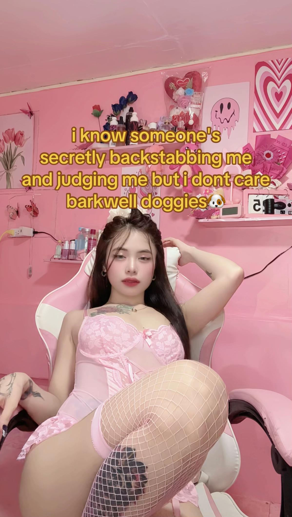 @strwberry🍓