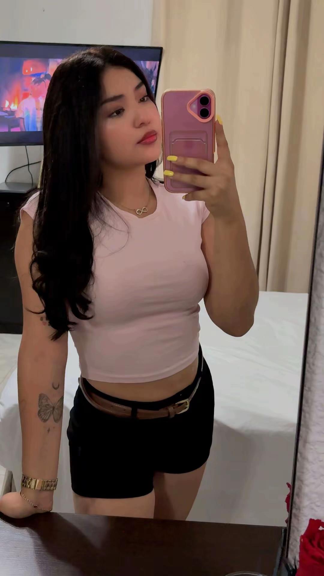 @Adriana🎀