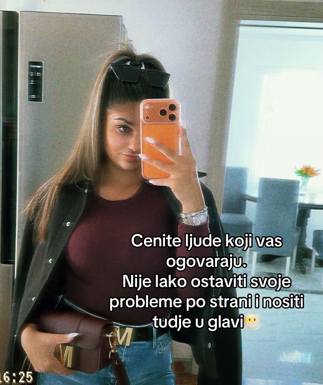 @Aksić👧🏽