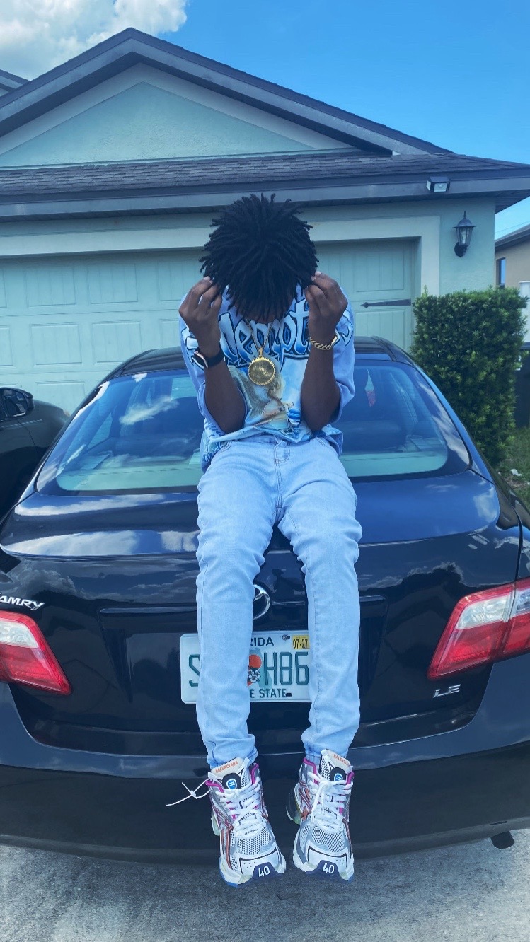 @Dee1k