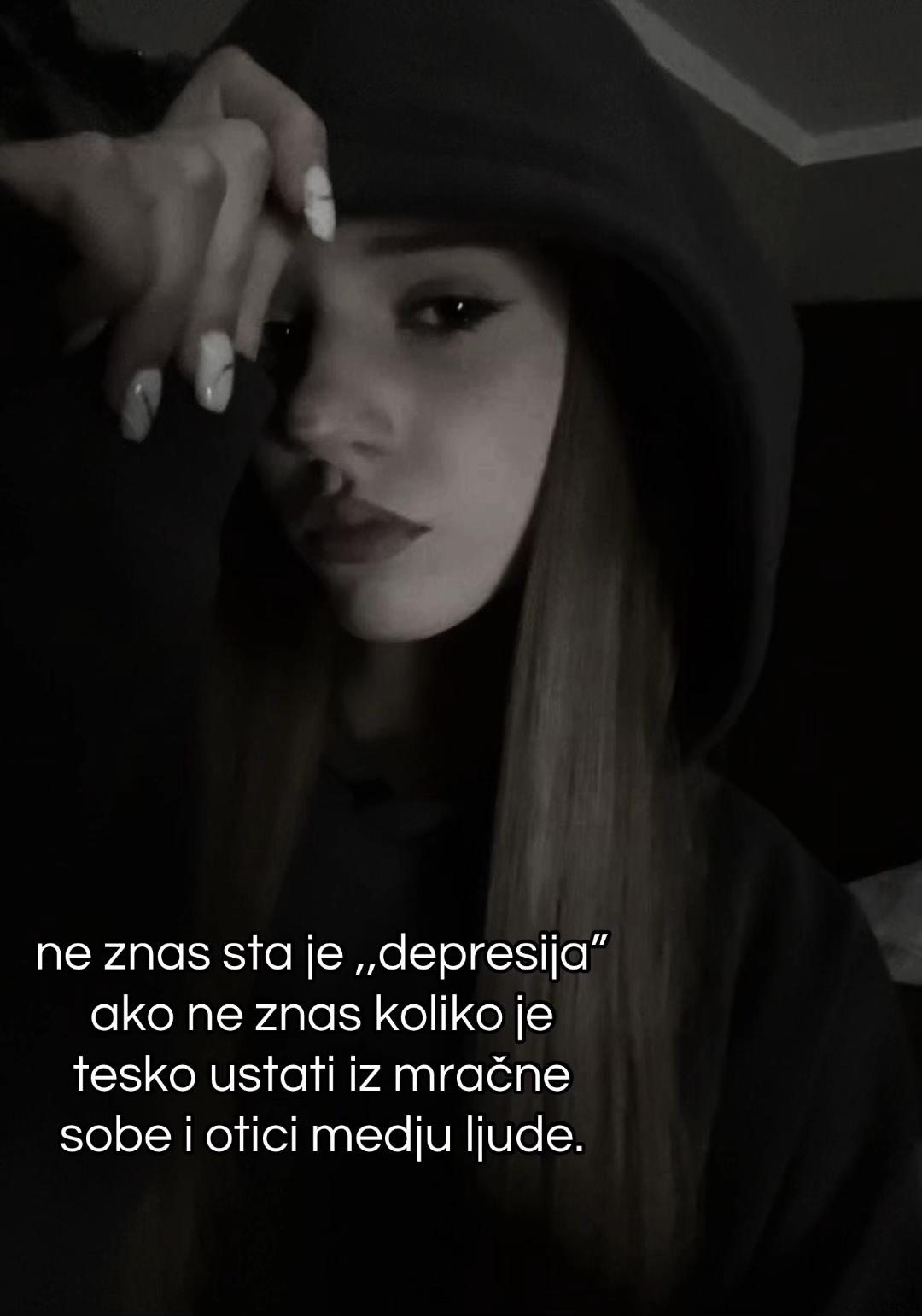 @𖣂