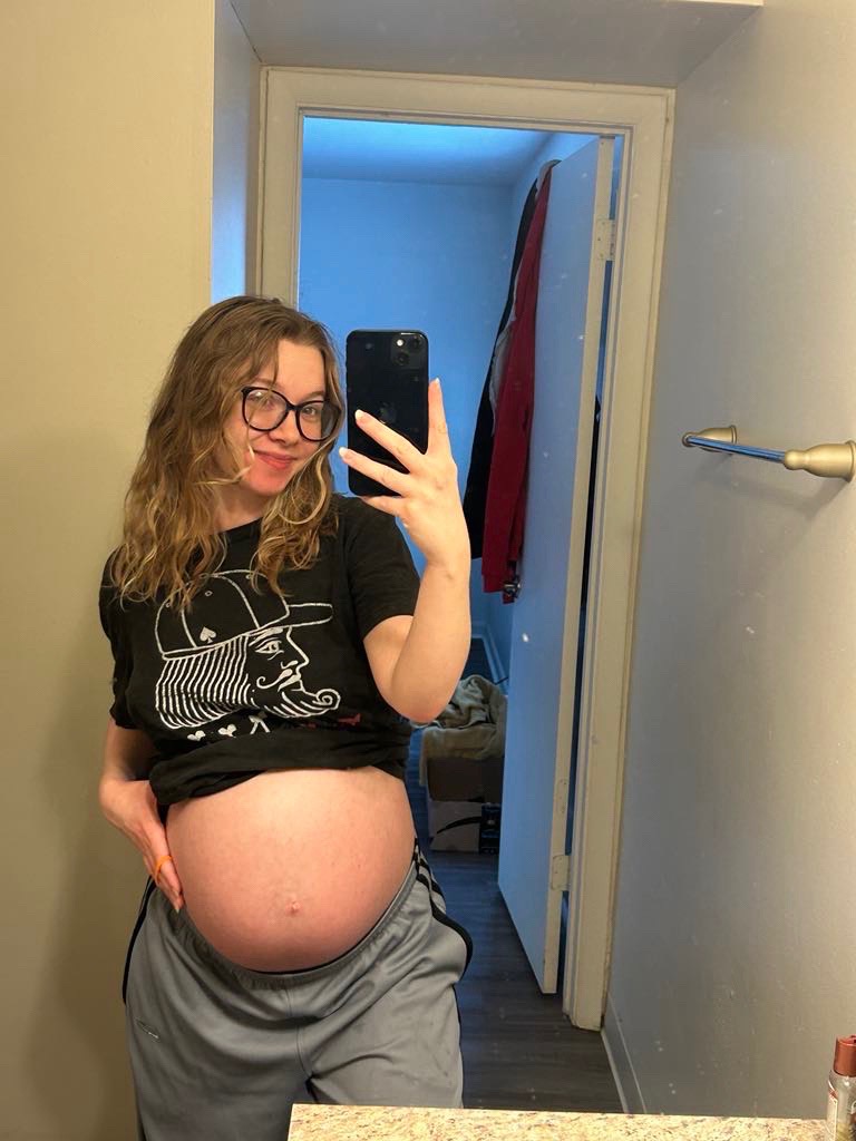 @Mamabear🧸💘
