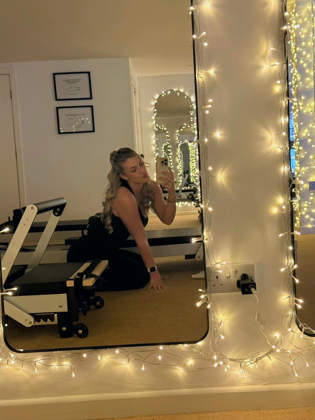 @Elladavenportt