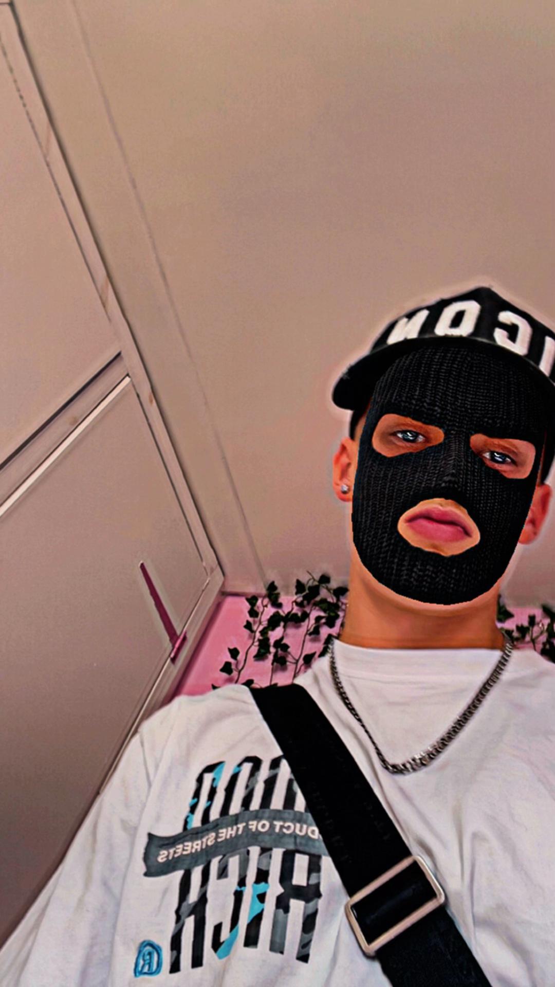 @(Jaydon)