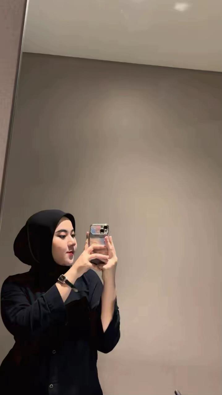 @trulyle._