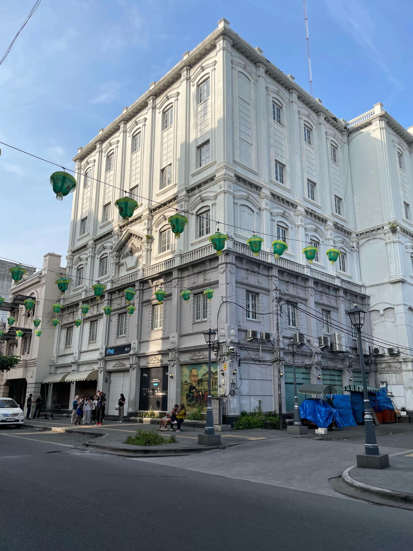 @Mrifai_