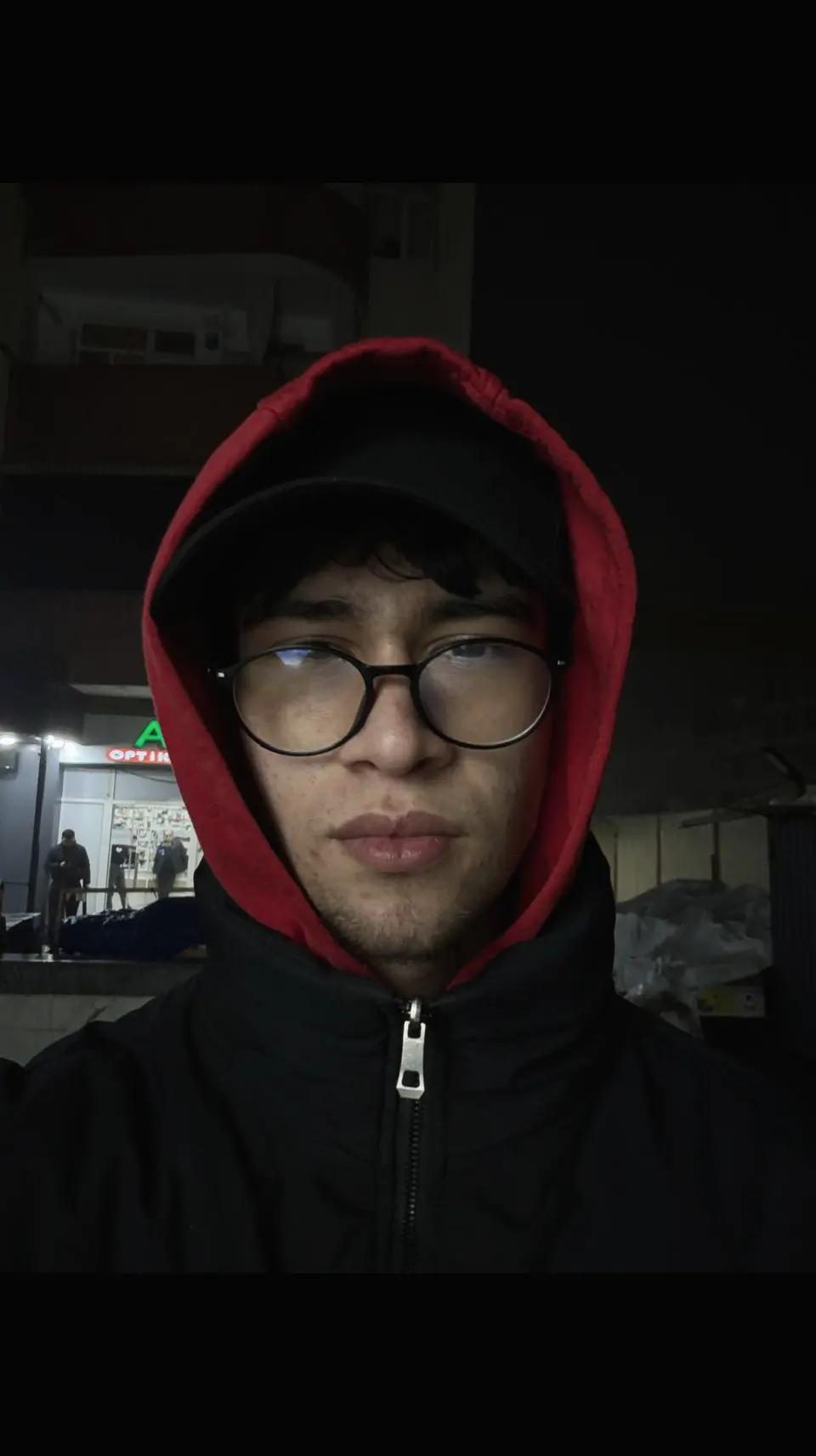 @юнис🦒