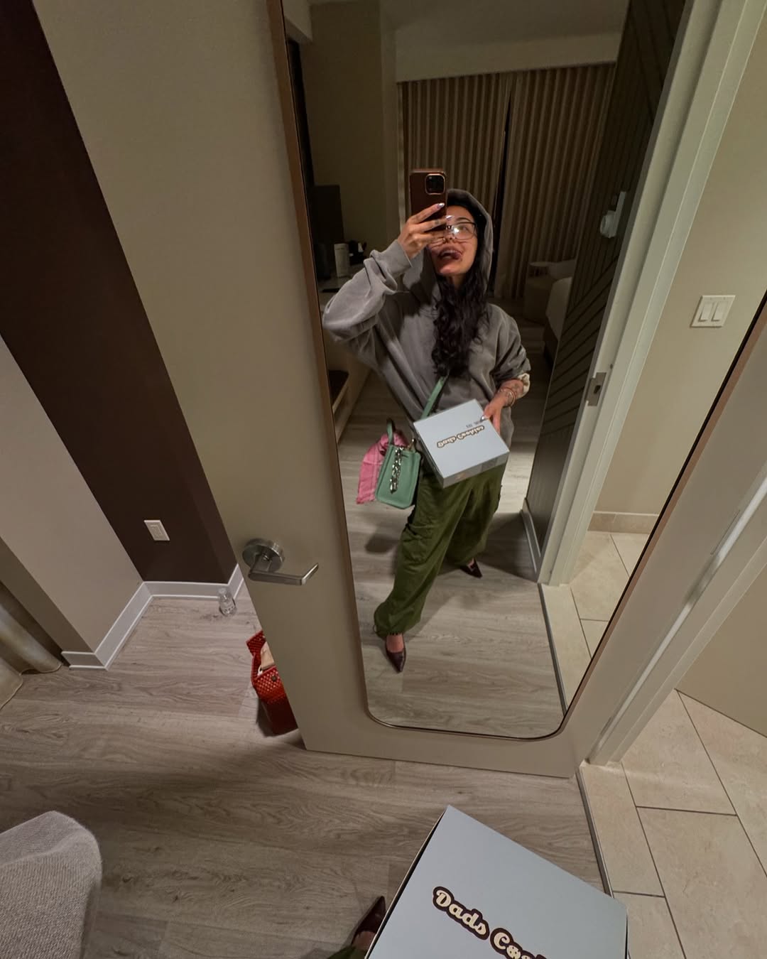 @alone_girl_01🇨🇦
