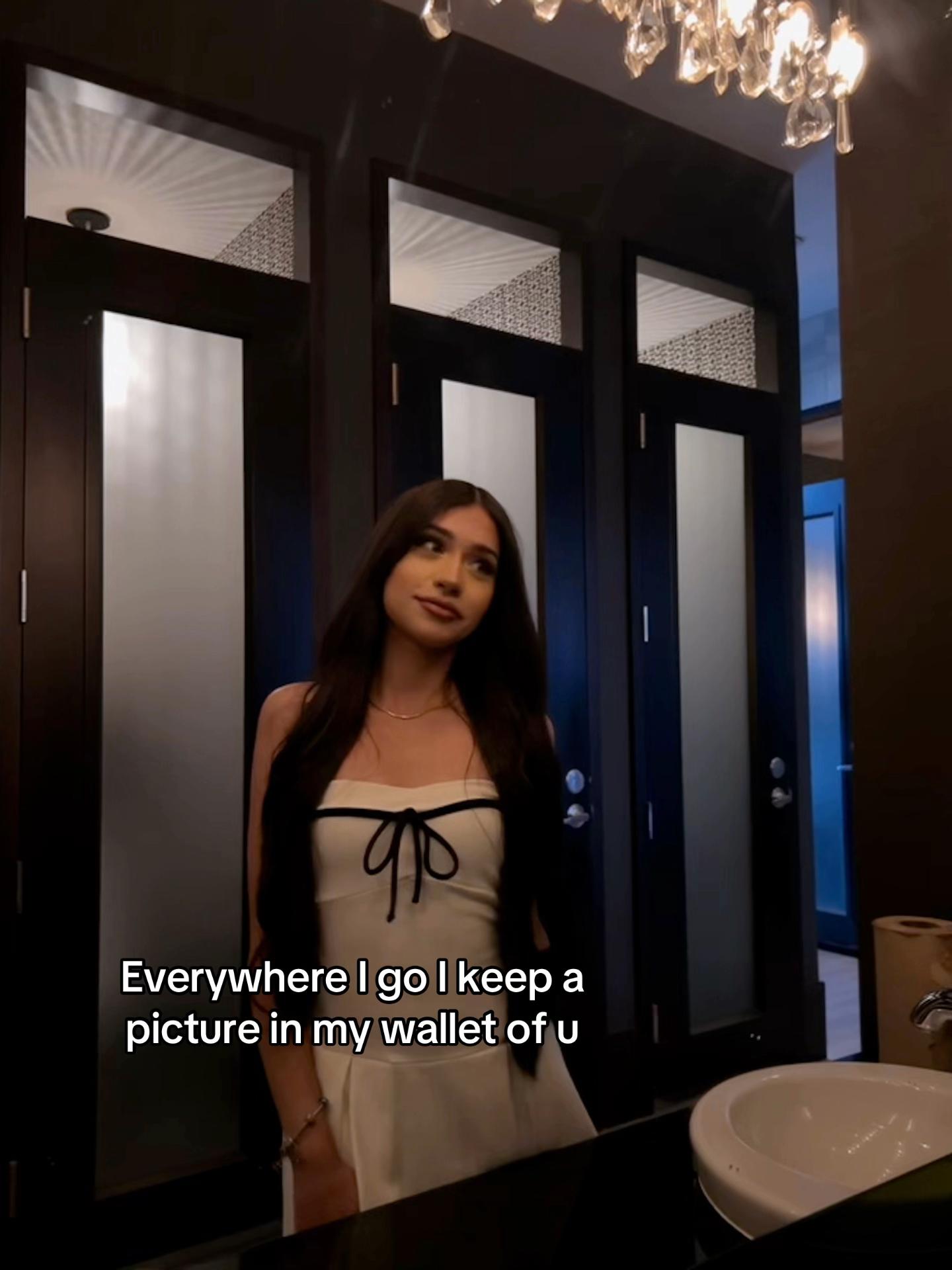 @𝒥