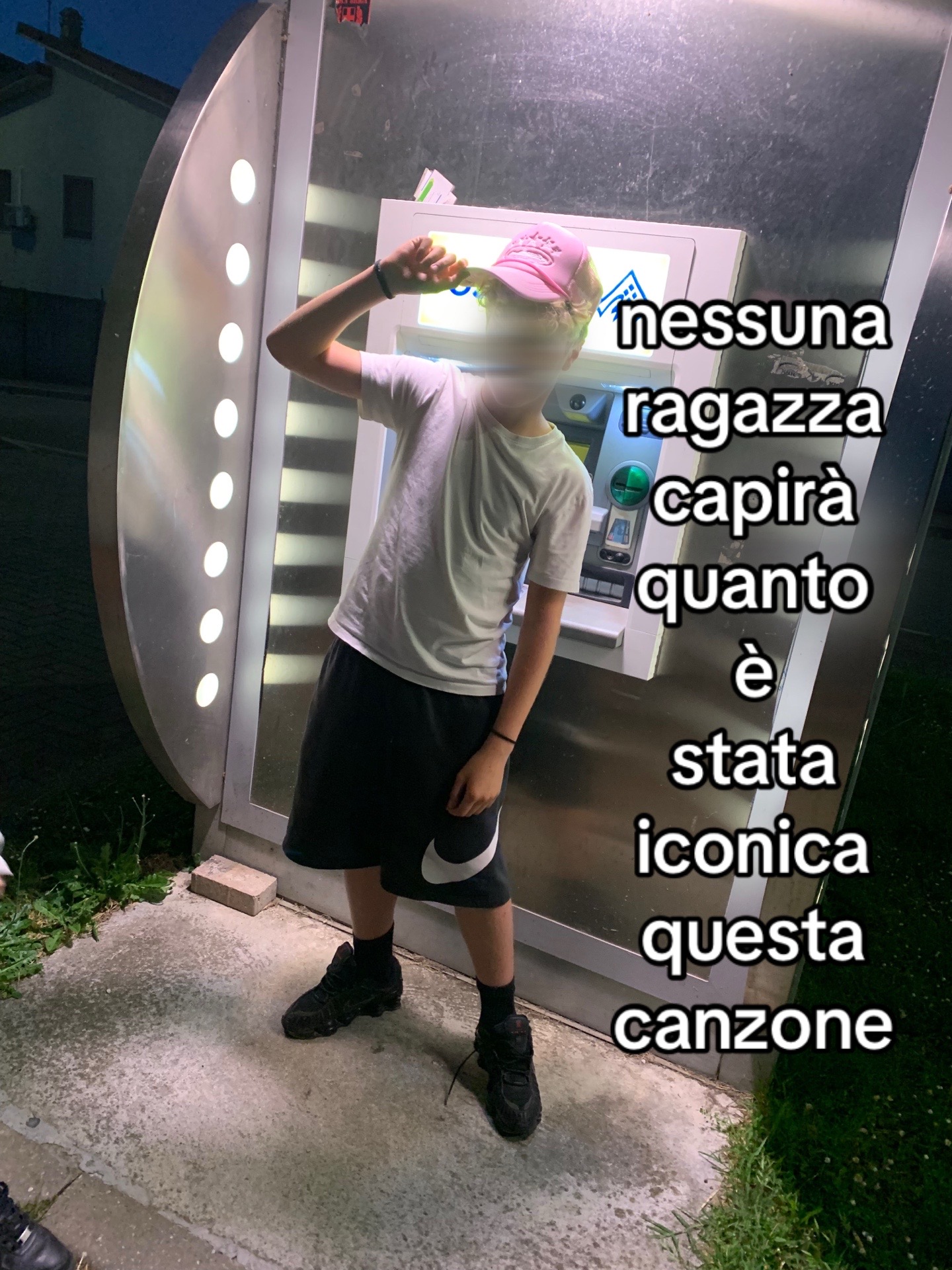 @🫨🃏✅