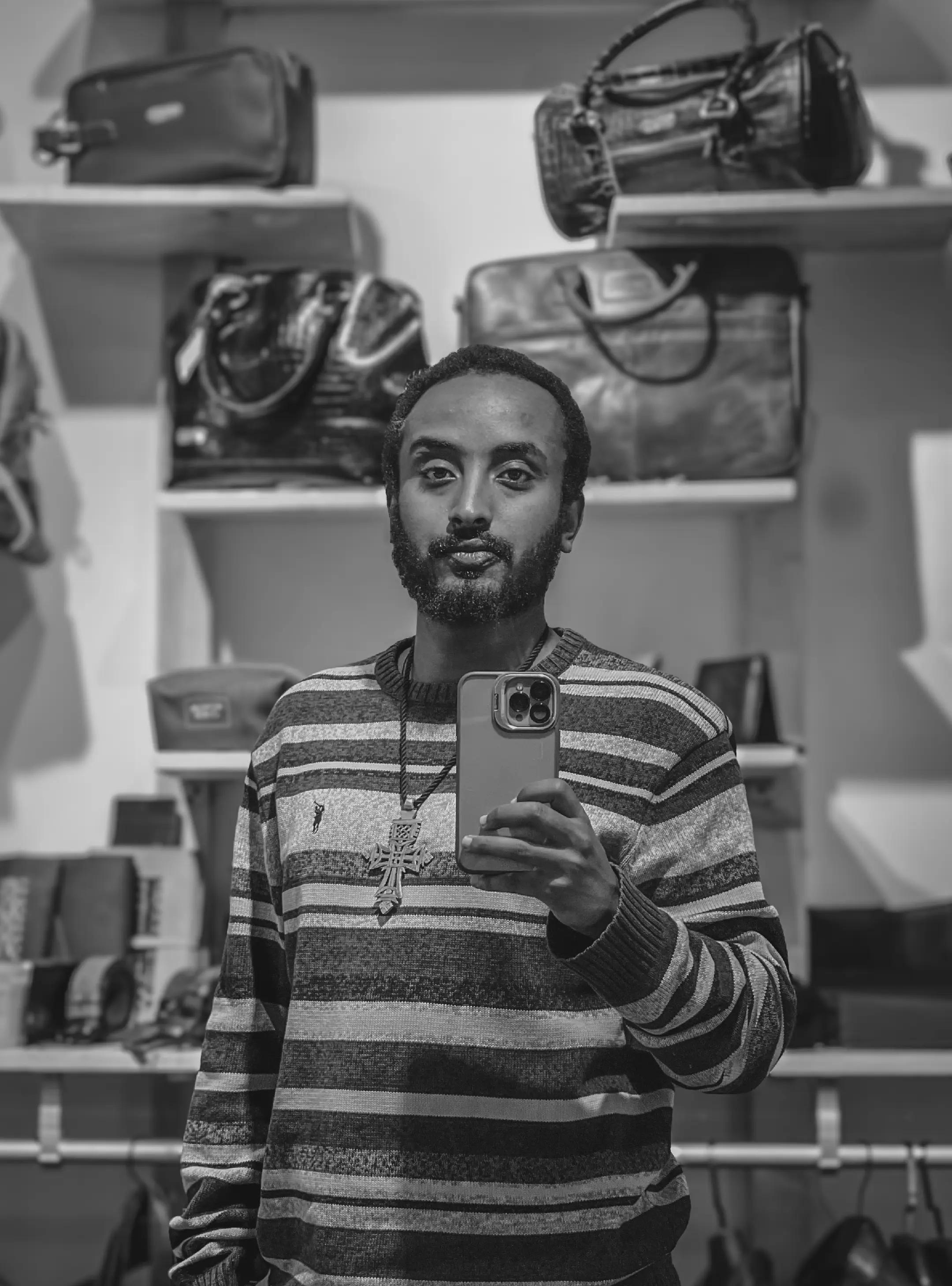 @ሴሩክያስ ሱራፊ
