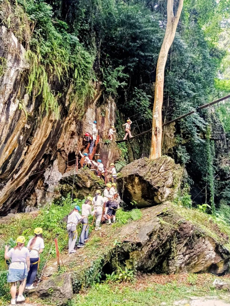 @Cekap Gemilang Travel & Tours
