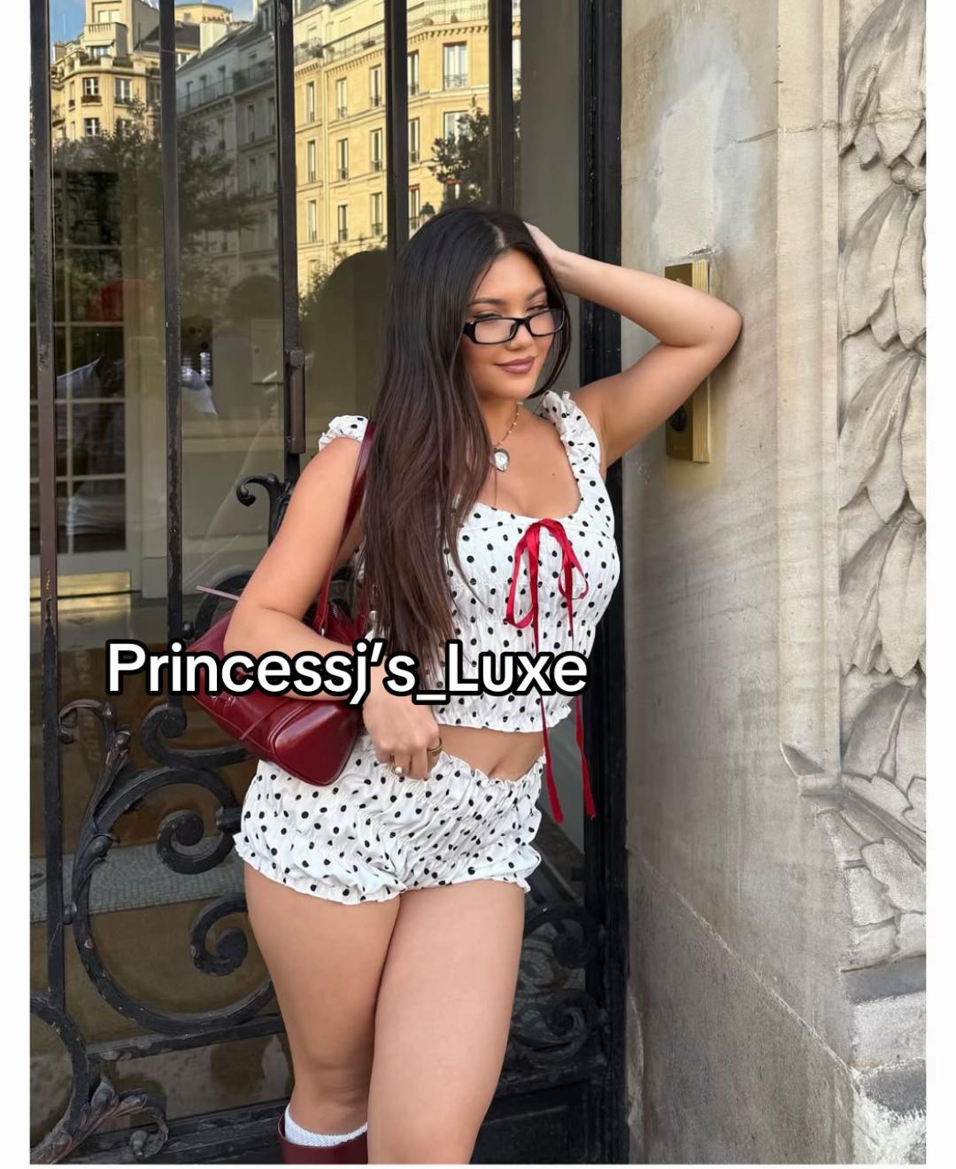 @PrincessJ’s_Luxe