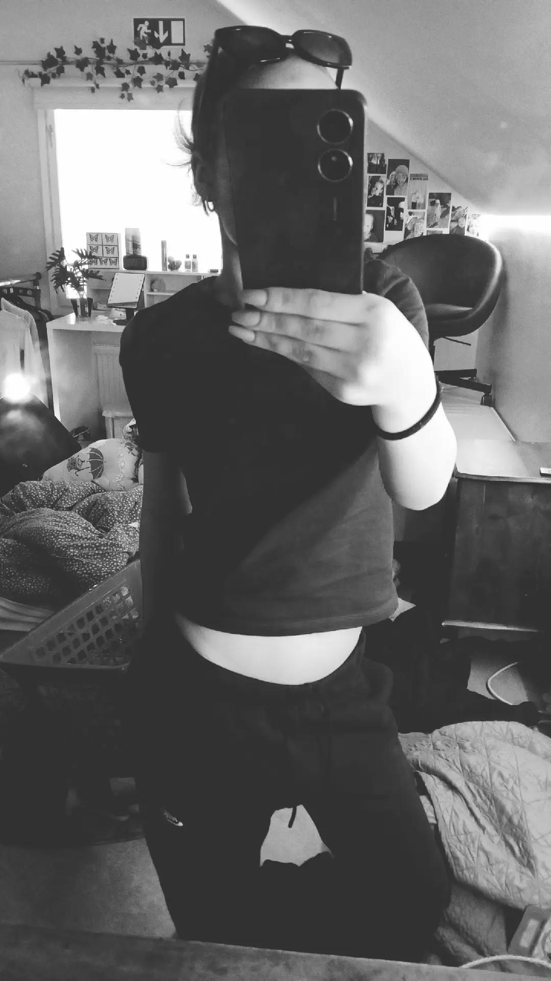 @𝓗.𝓶𝒶𝒶𝓇𝓲𝒶𝒶𝒶 💋