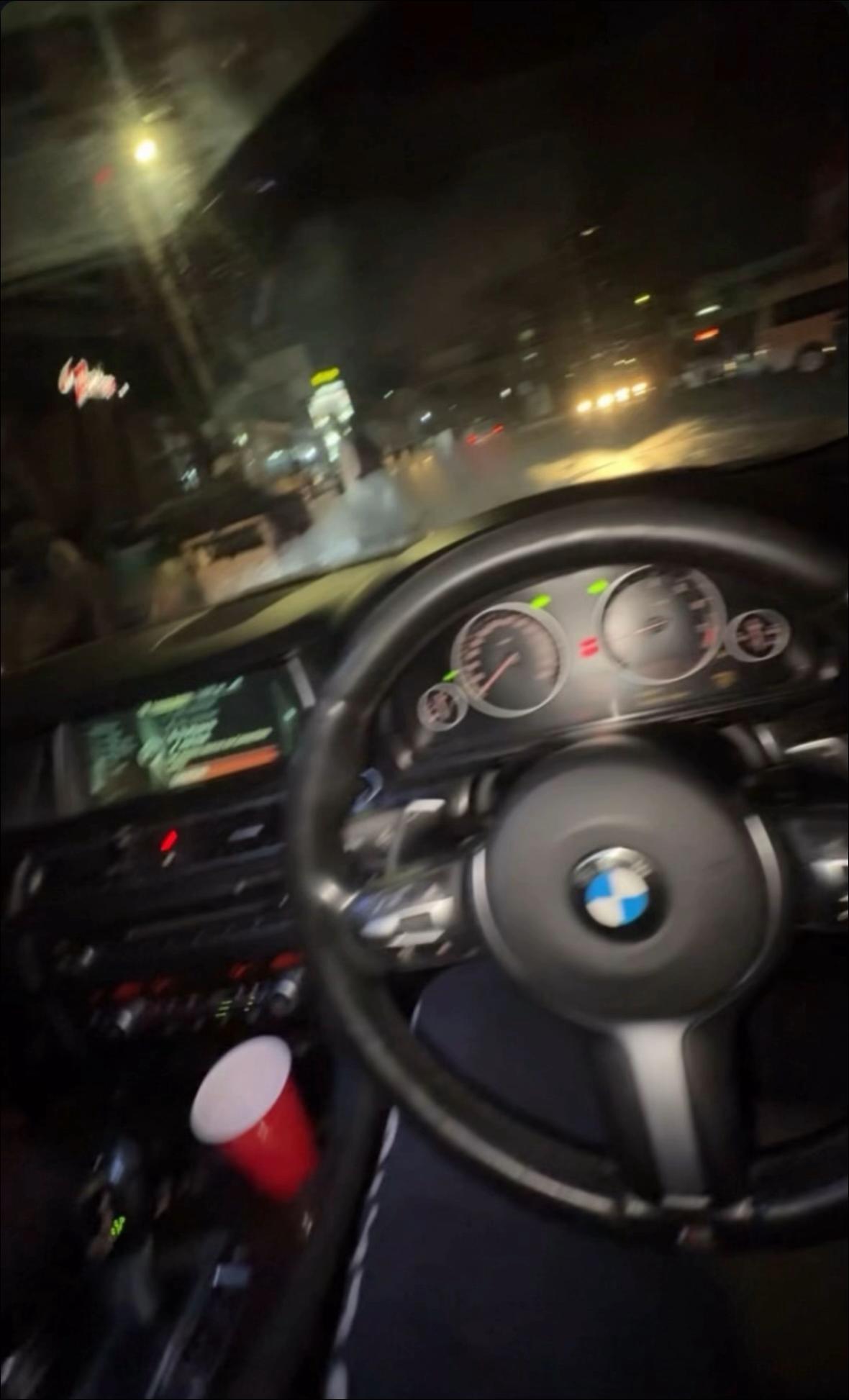 @Twitch:Sav Too Funny ๐ฆฆ