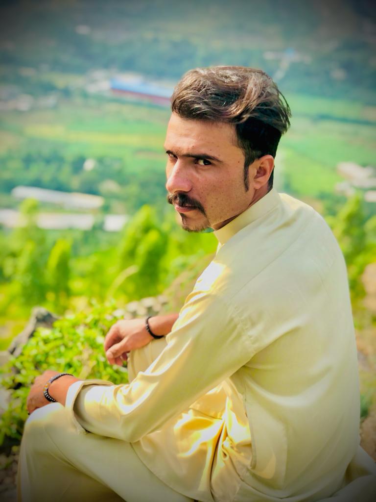 @moshen khan _m_m