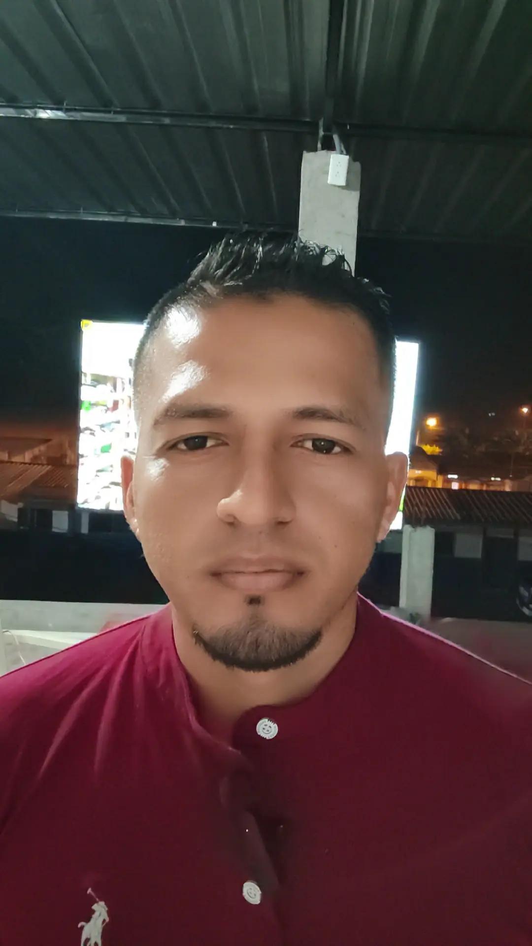 @Israel Garc&iacute;a Brione