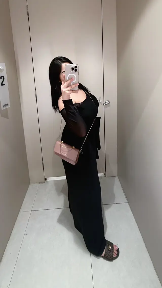 @D O R A 🧬