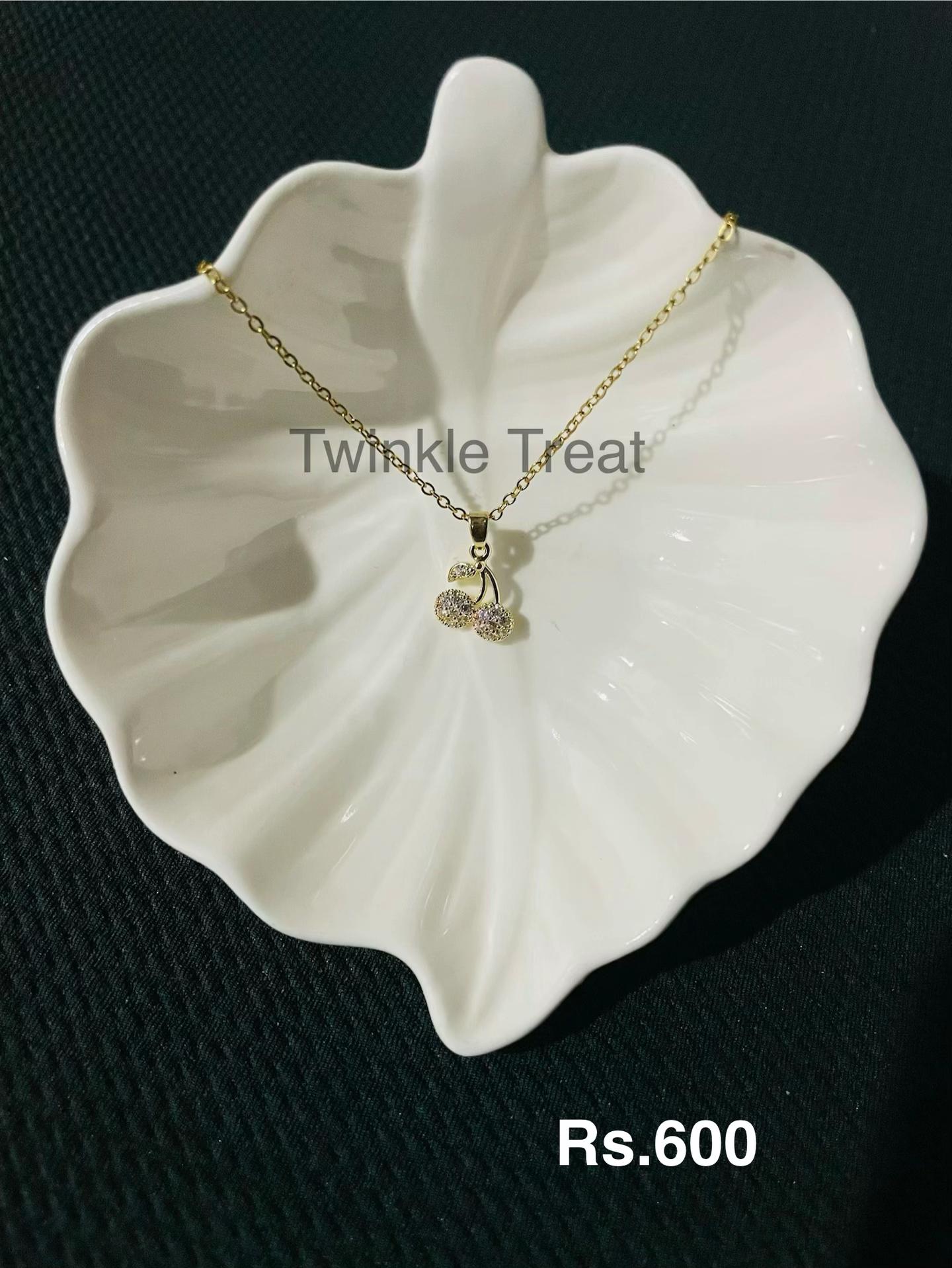 @Twinkle Treat 💗