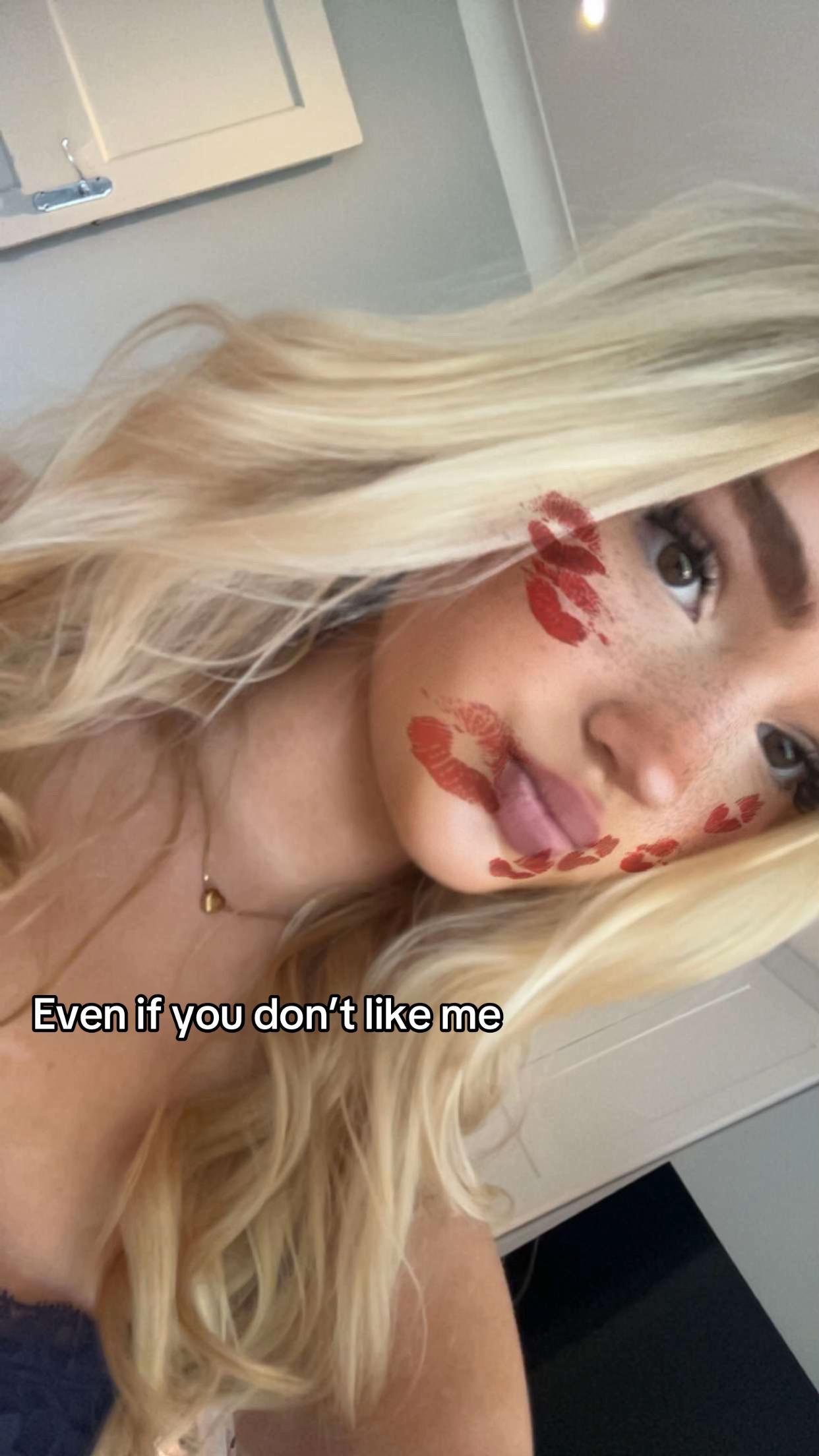 @Fav_blond1e 🇵🇱