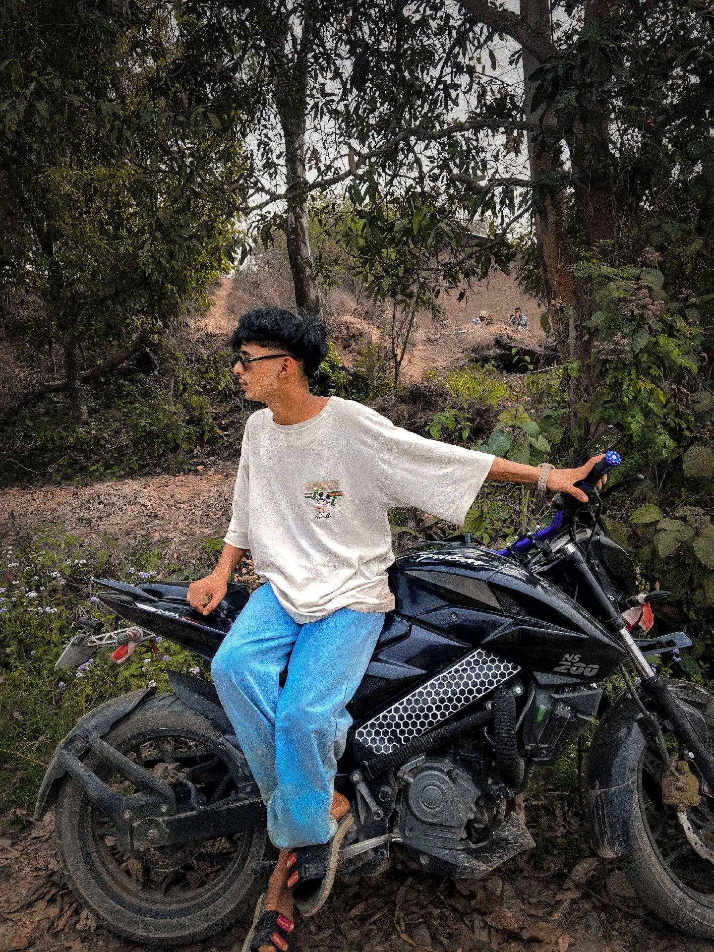 @,_ज .  ग.   त.__ _ 🍁🦅🐰