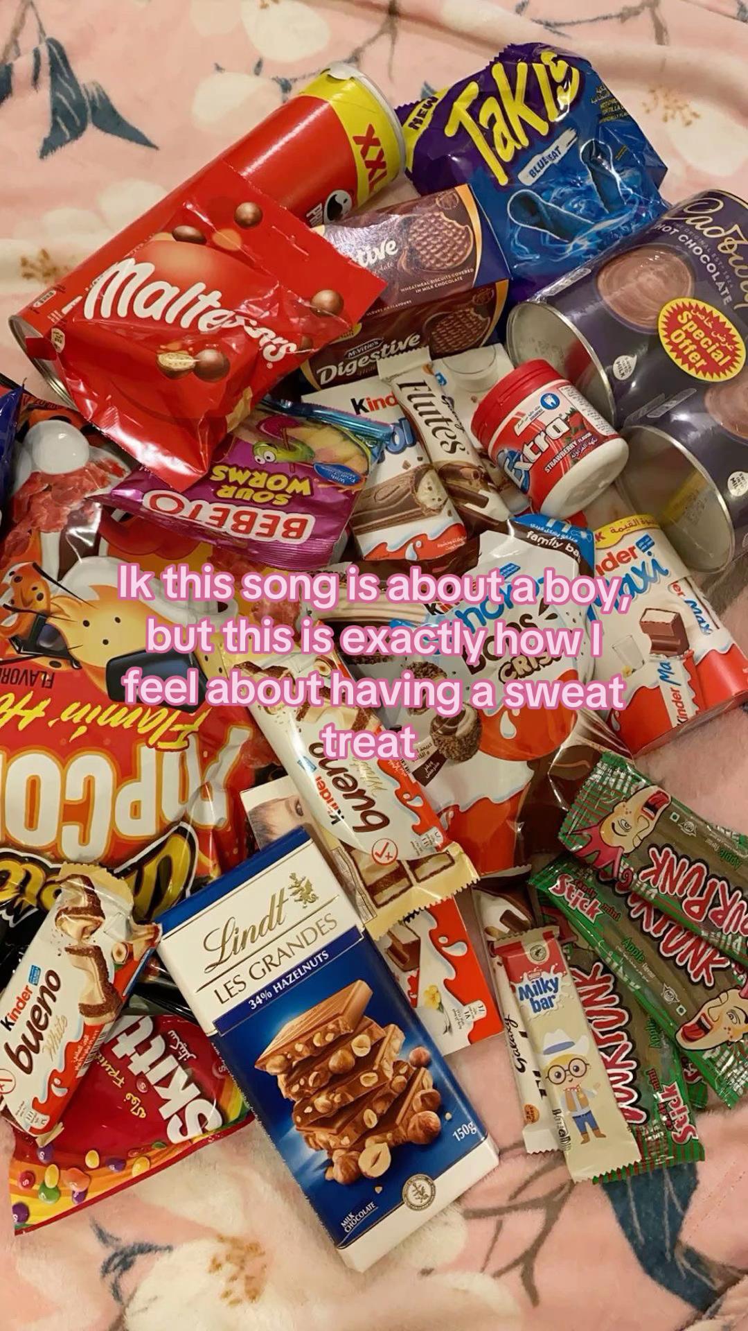 @✦