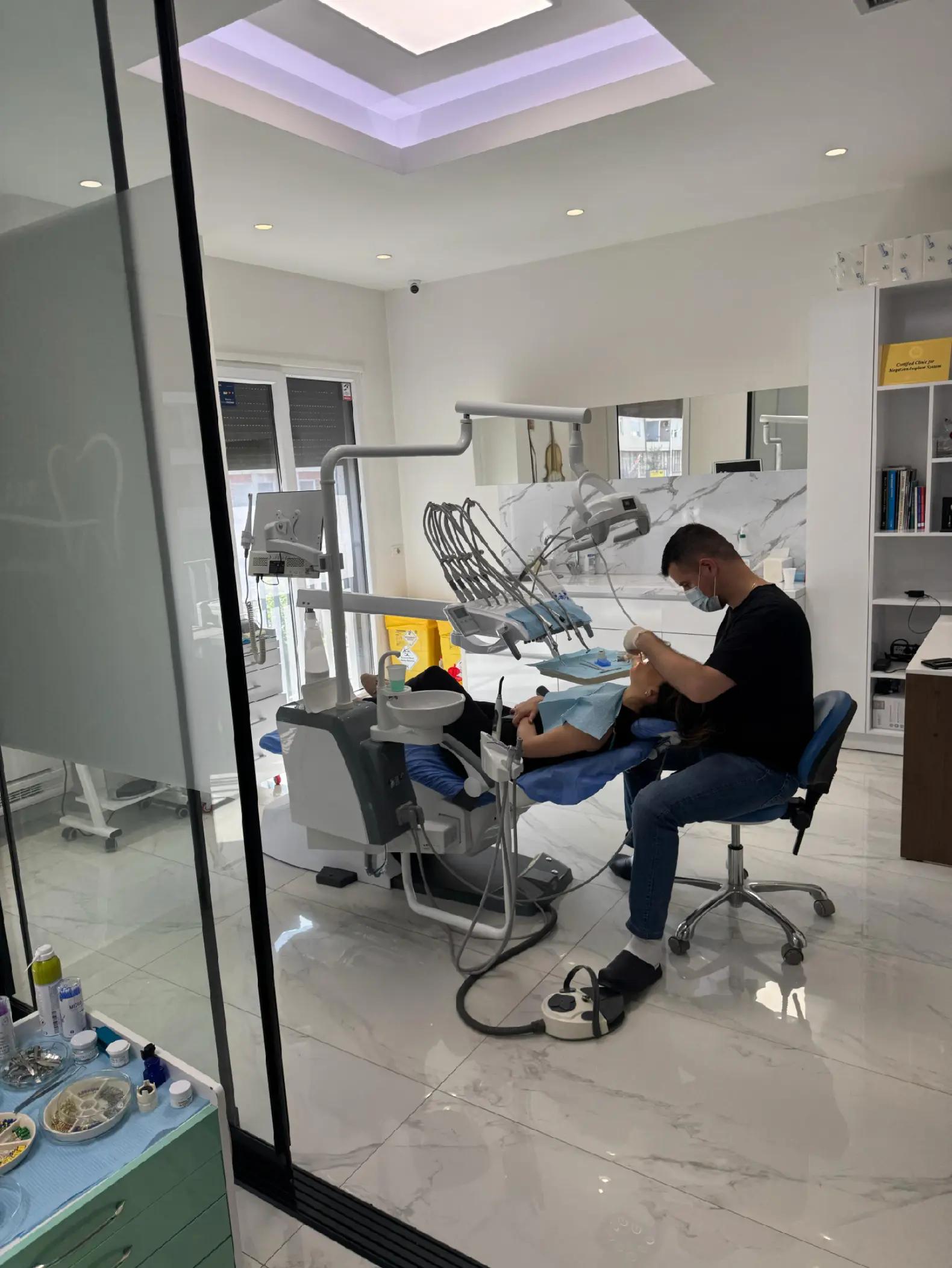 @Manjani Dental