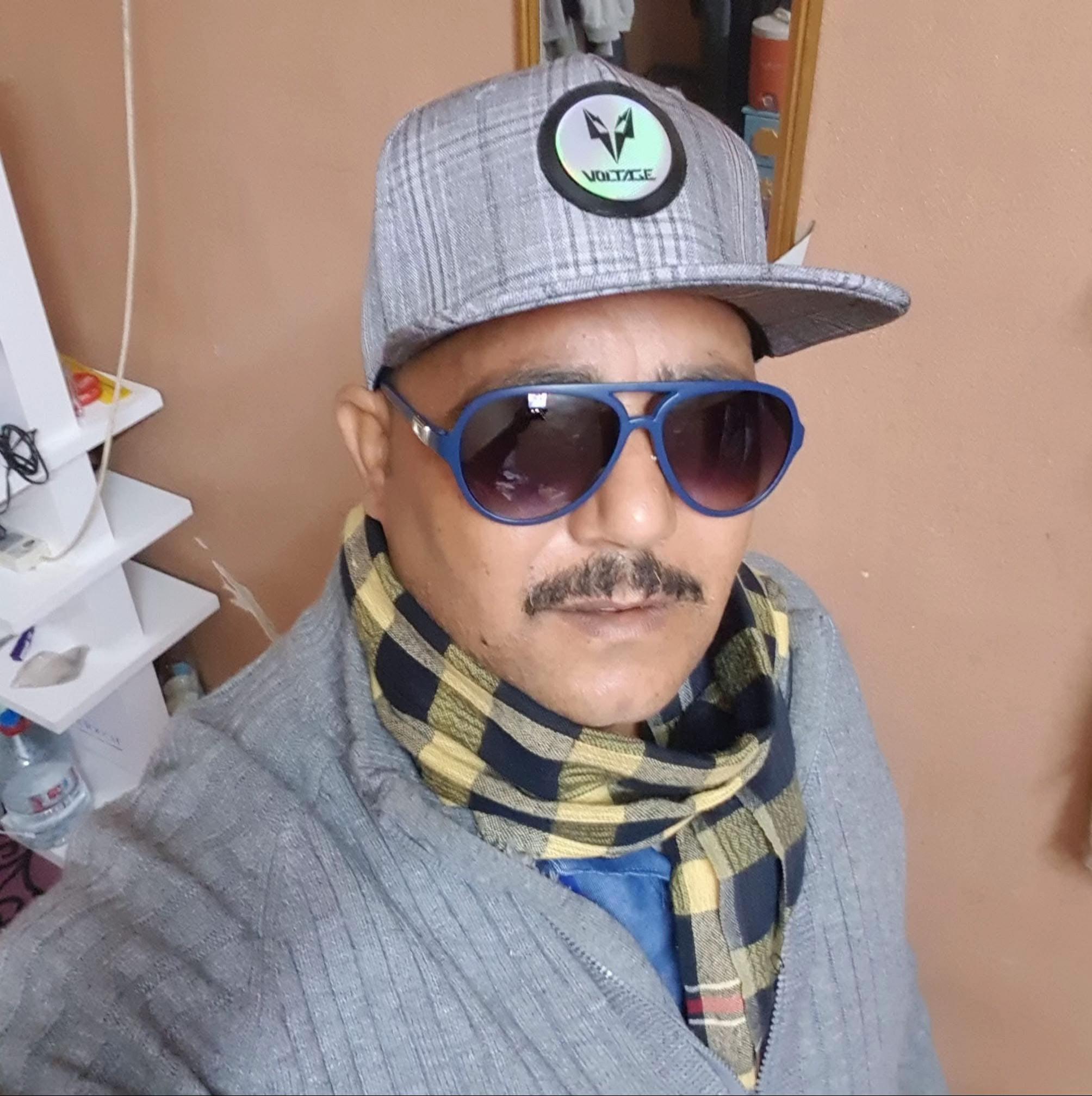 @المعلم أيمن طبنجة