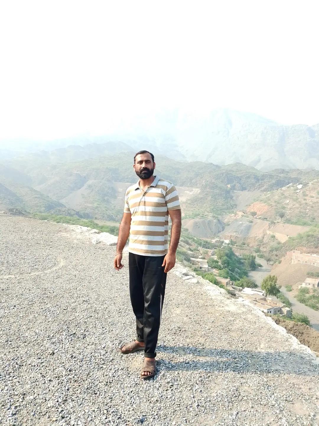 @Wali Gujjar 351