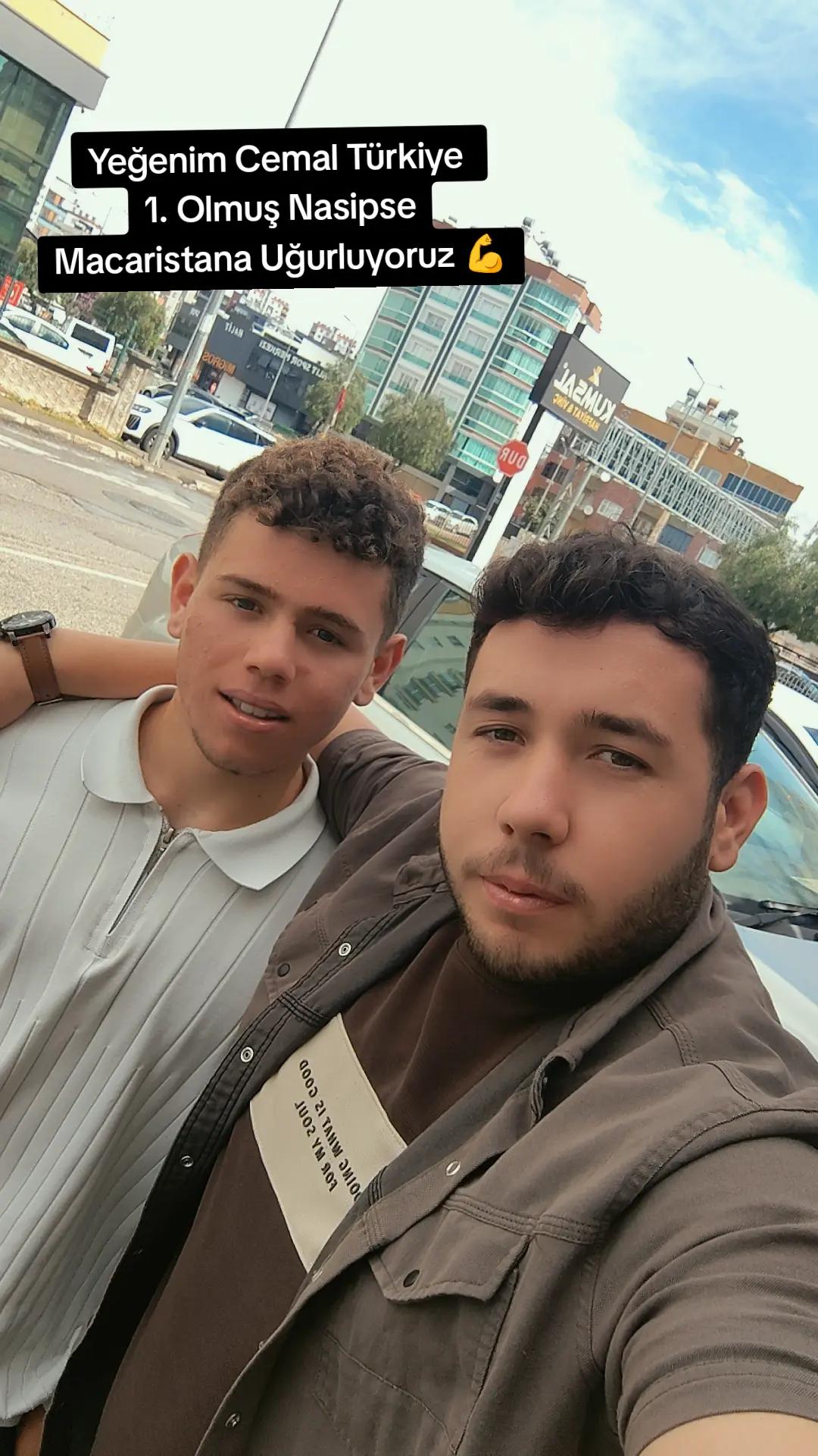 @Hakan Hoลgören